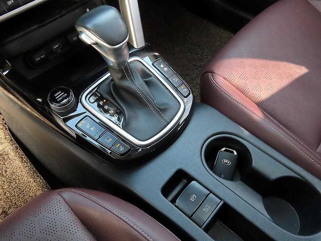 KIA Seltos - Vista 10