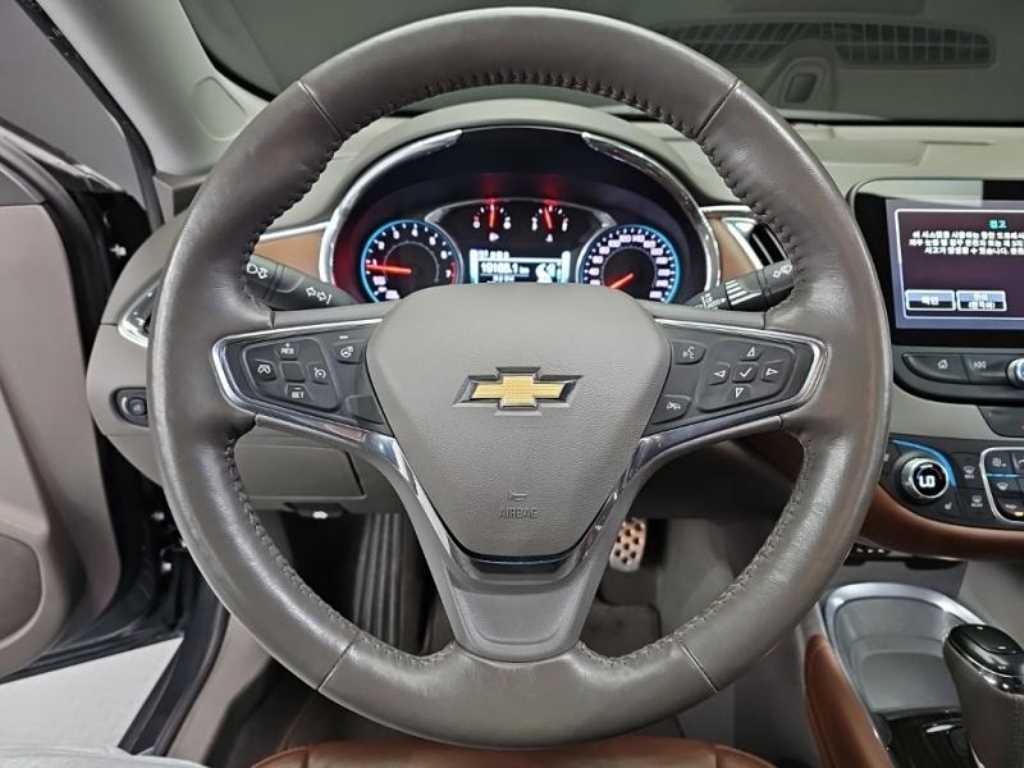 Chevrolet Malibu - Vista 7