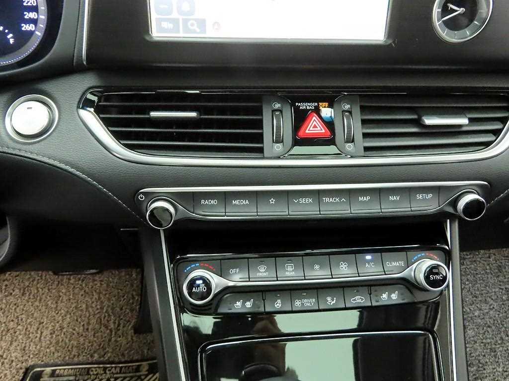 HYUNDAI Grandeur - Vista 10