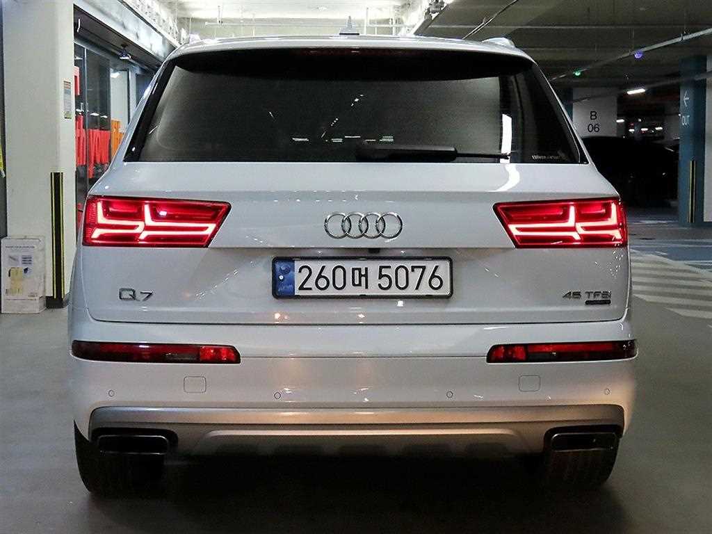 Audi Q7 - Vista 5