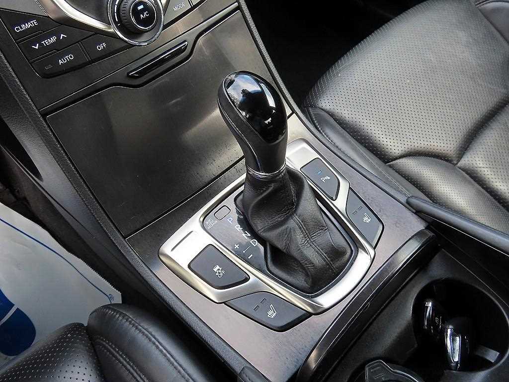 HYUNDAI Grandeur - Vista 10