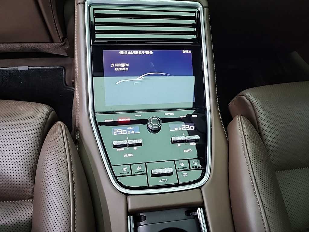 Porsche Panamera 2020 Blanco - Importación desde Corea - HF Imports Iquique - Foto 13