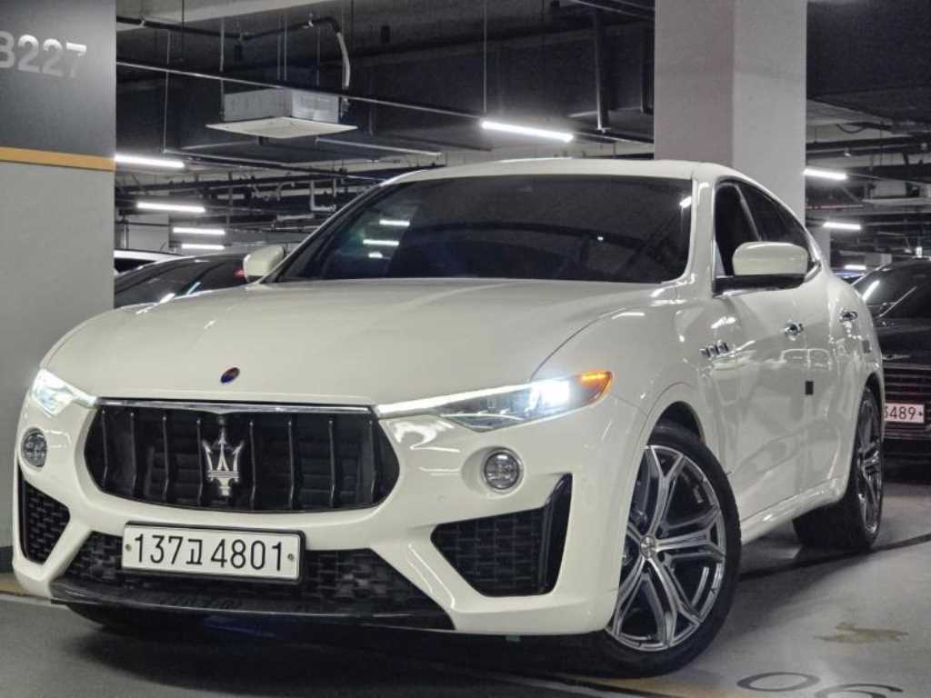Maserati Levante 2019 Blanco - Importación desde Corea - HF Imports Iquique - Foto 1