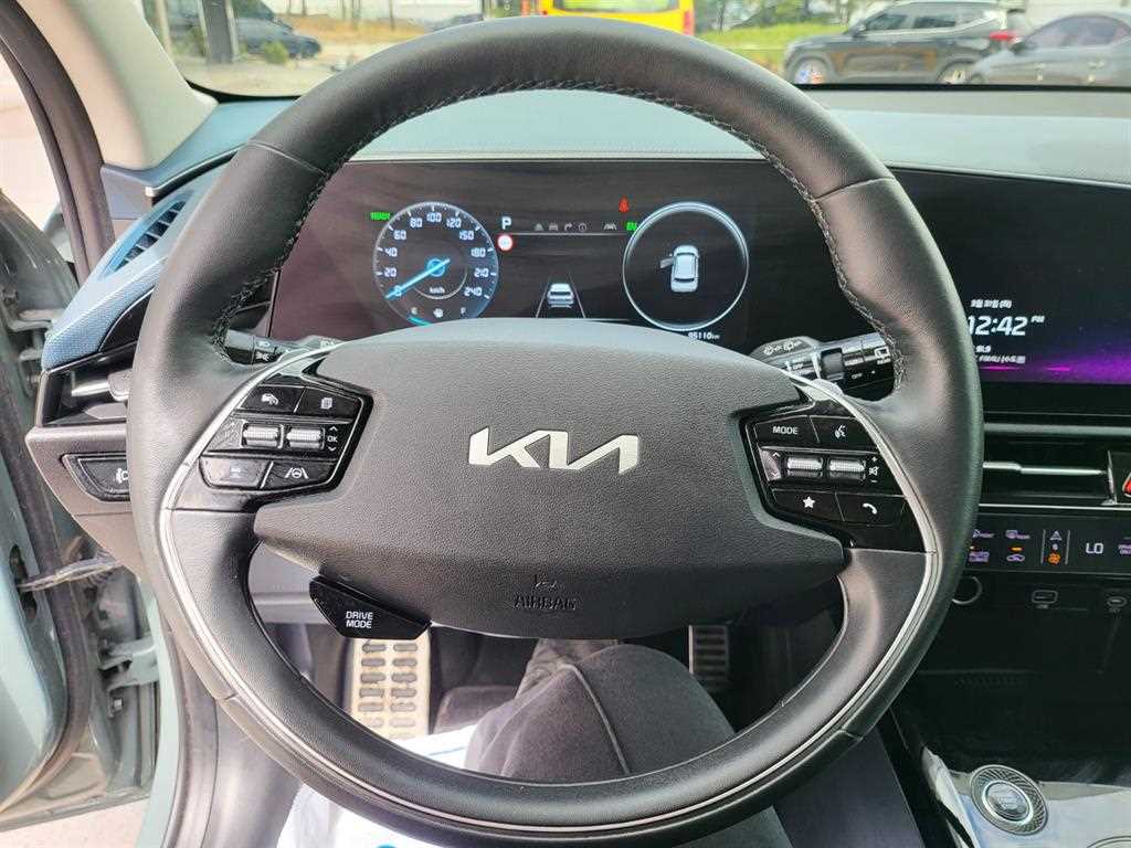 KIA Niro - Vista 8