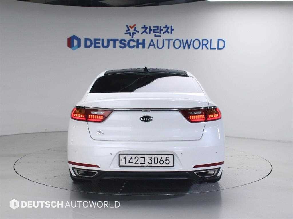 KIA K7 - Vista 4
