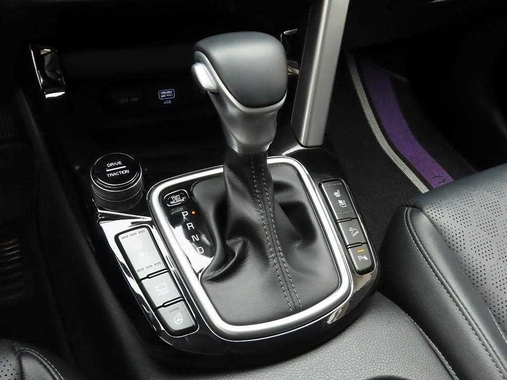 KIA Seltos - Vista 10