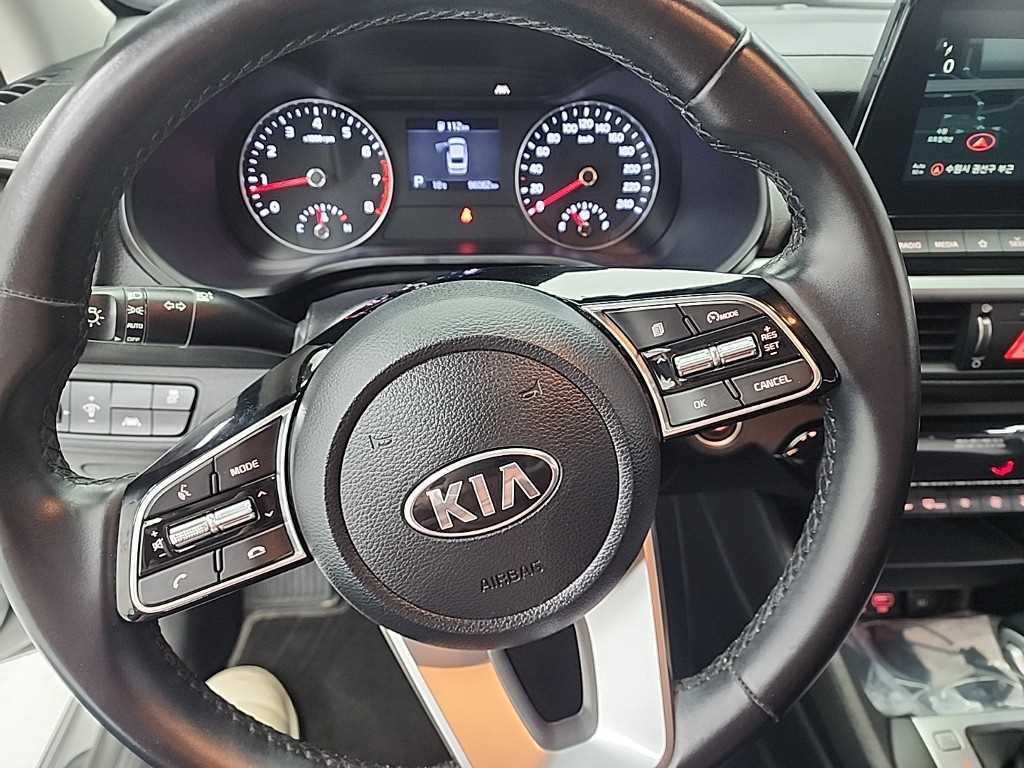 KIA K3 - Vista 9