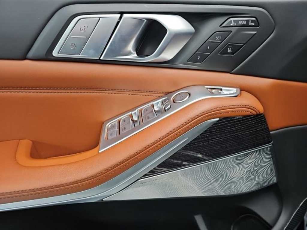 BMW X7 2021 Negro - Importación desde Corea - HF Imports Iquique - Foto 16