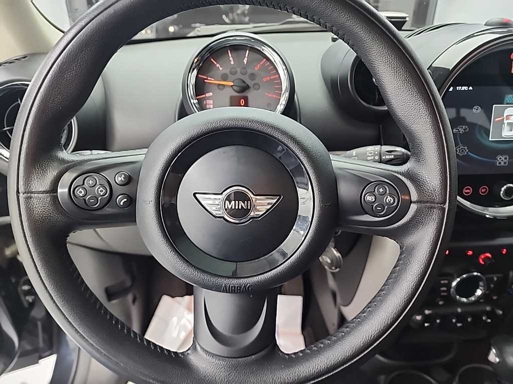 Mini Countryman - Vista 9