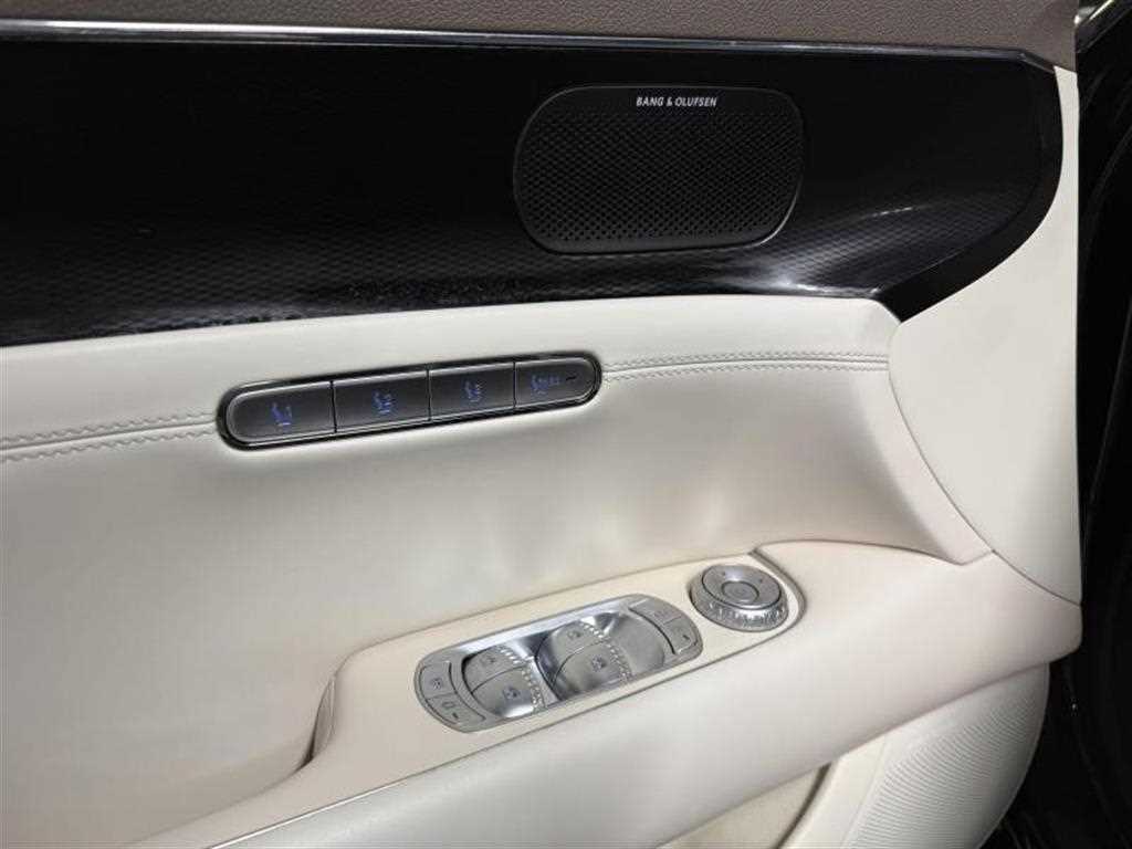 Genesis G90 2022 Negro - Importación desde Corea - HF Imports Iquique - Foto 17