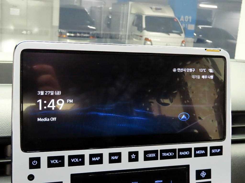 HYUNDAI Staria - Vista 8