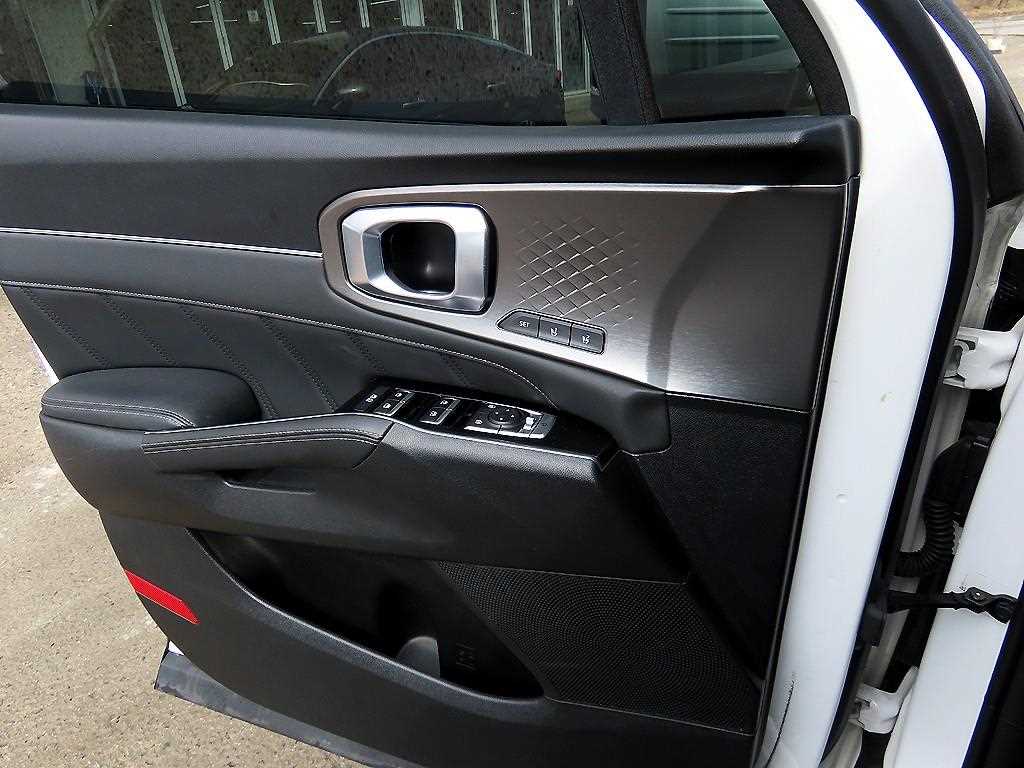 KIA Sorento - Vista 11