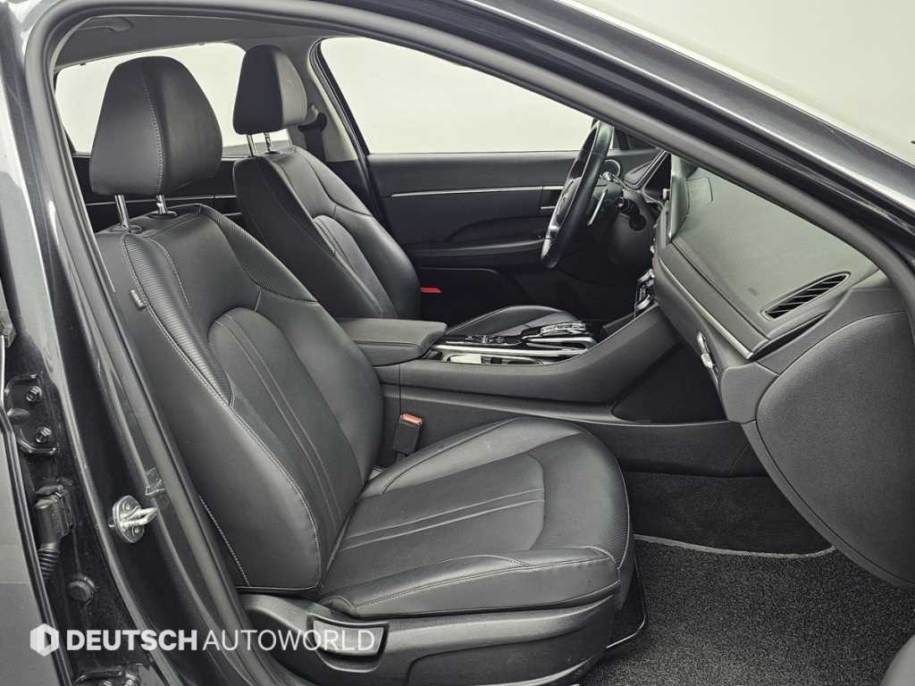 HYUNDAI Sonata - Vista 10