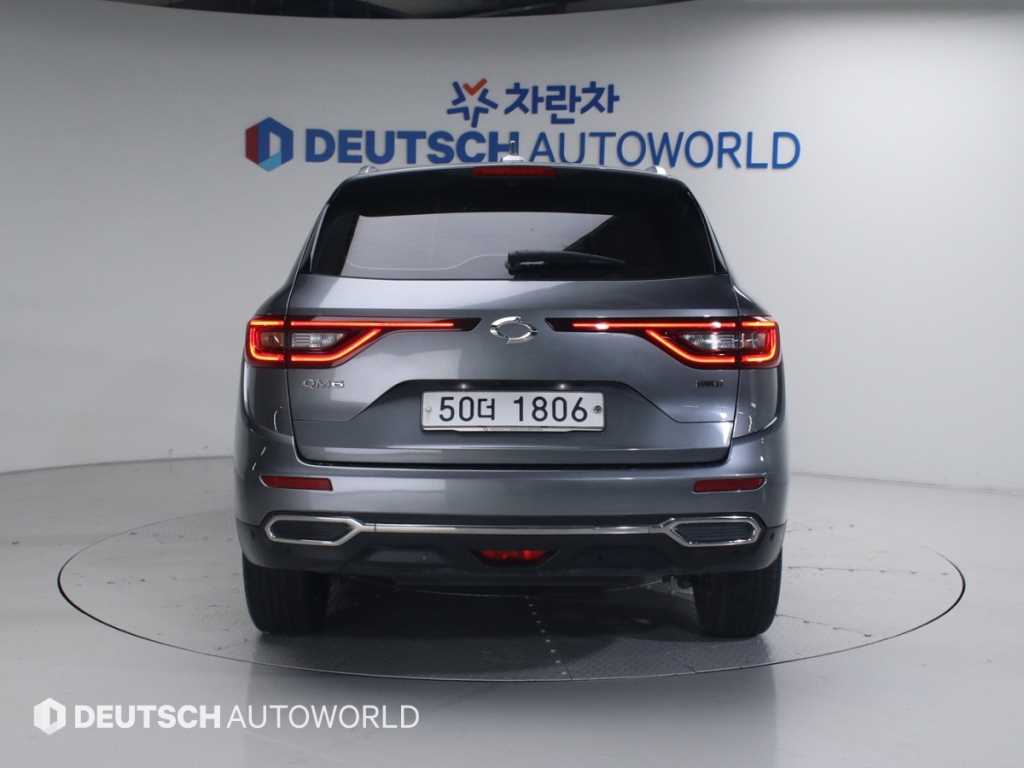 SAMSUNG QM6 - Vista 4