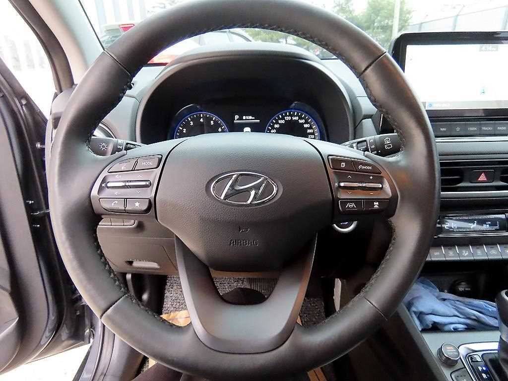 HYUNDAI Kona - Vista 8