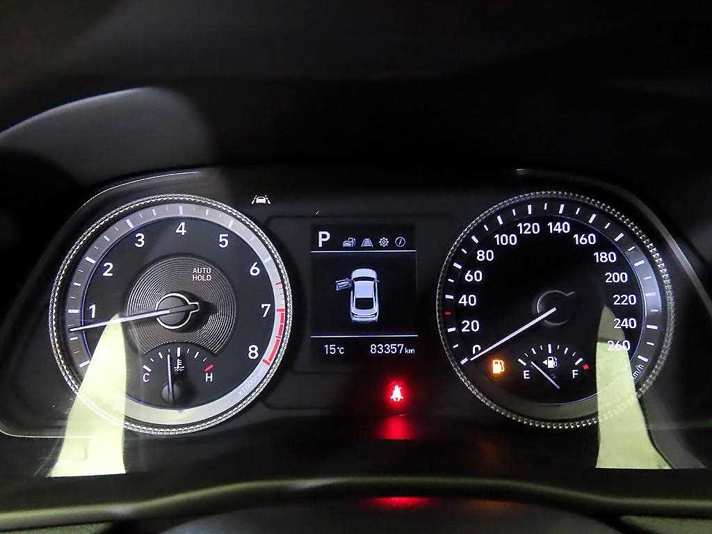 HYUNDAI Sonata - Vista 9