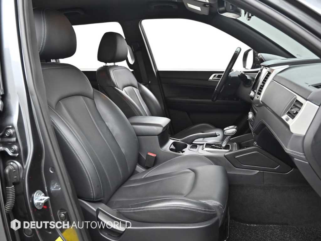 Ssangyong Rexton - Vista 10