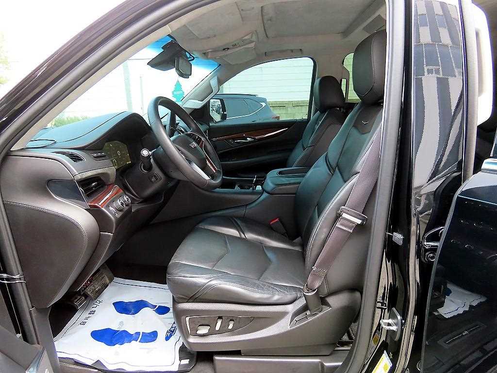 Cadillac Escalade - Vista 5