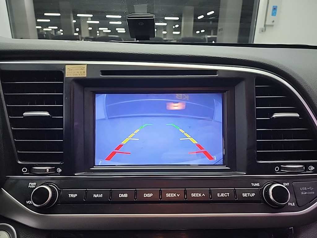 HYUNDAI Avante 2016 Blanco - Importación desde Corea - HF Imports Iquique - Foto 15