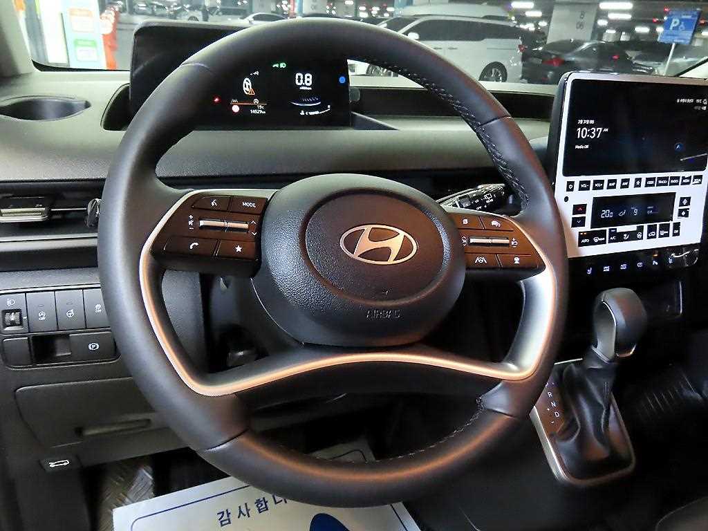 HYUNDAI Staria - Vista 8