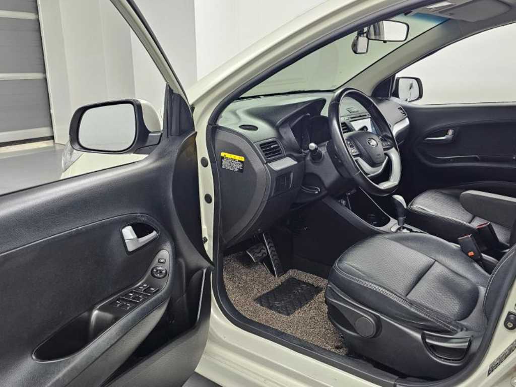 KIA Morning - Vista 11