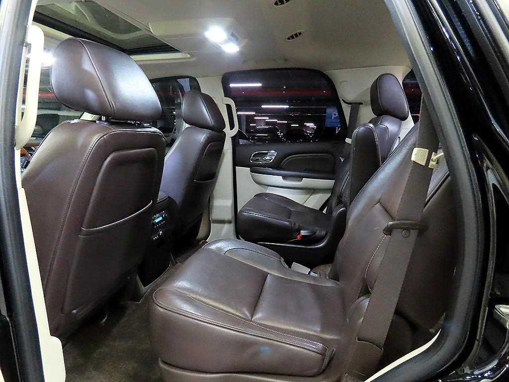 Cadillac Escalade - Vista 7