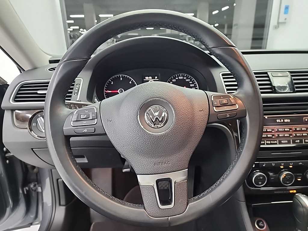 Volkswagen Passat - Vista 9
