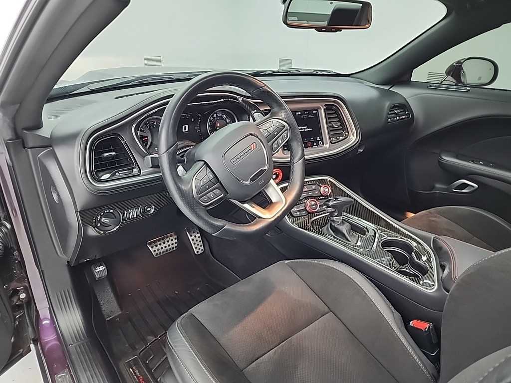 DODGE Challenger - Vista 7