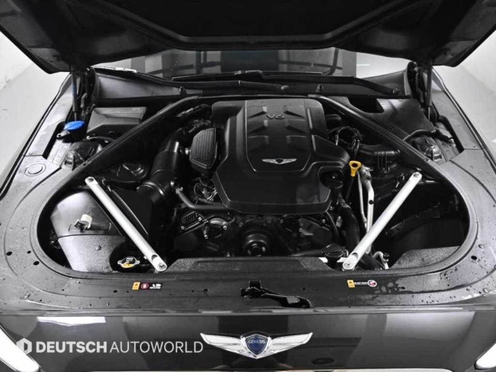 Genesis EQ900 - Vista 6