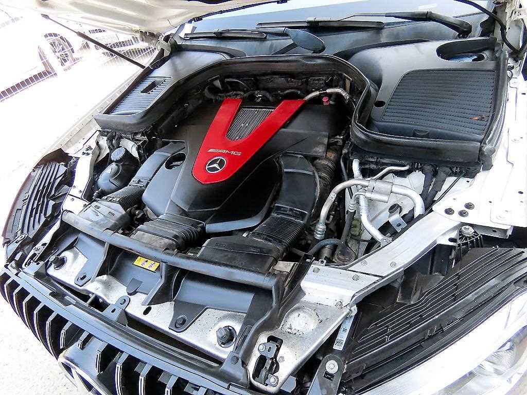 Mercedes Benz GLC Class 2017 Blanco - Importación desde Corea - HF Imports Iquique - Foto 19