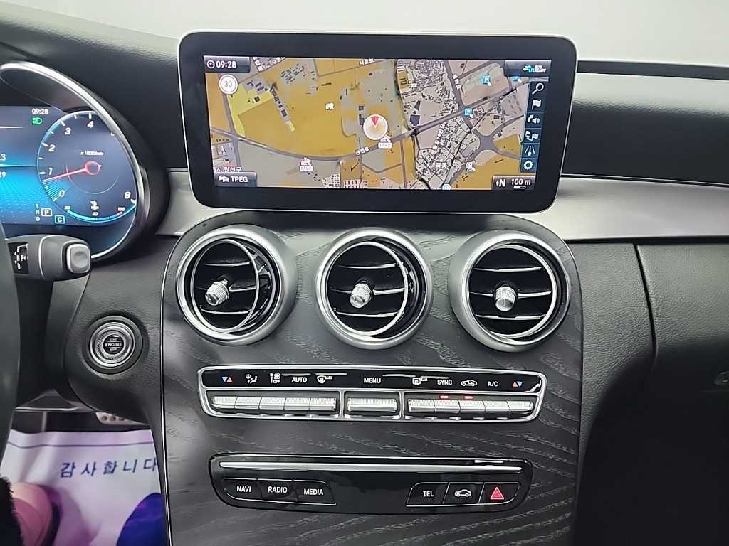 Mercedes Benz C Class - Vista 10