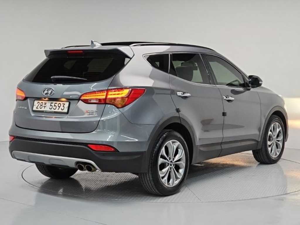 HYUNDAI Santa Fe - Vista 4