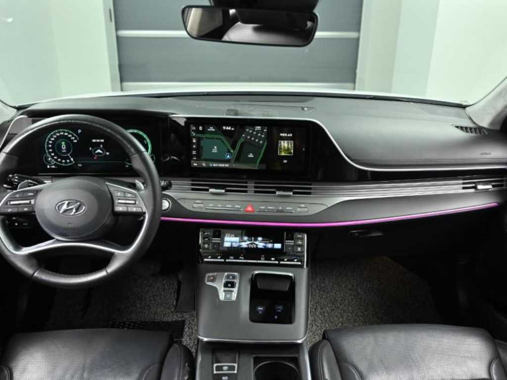 HYUNDAI Grandeur - Vista 7