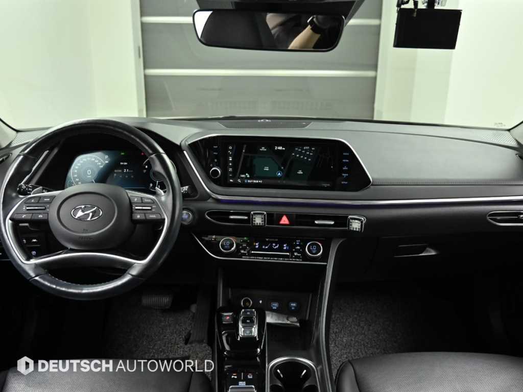 HYUNDAI Sonata - Vista 7