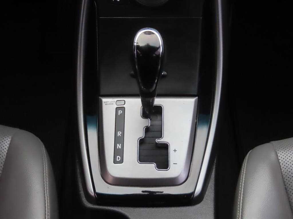 HYUNDAI Avante 2013 Gris - Importación desde Corea - HF Imports Iquique - Foto 13