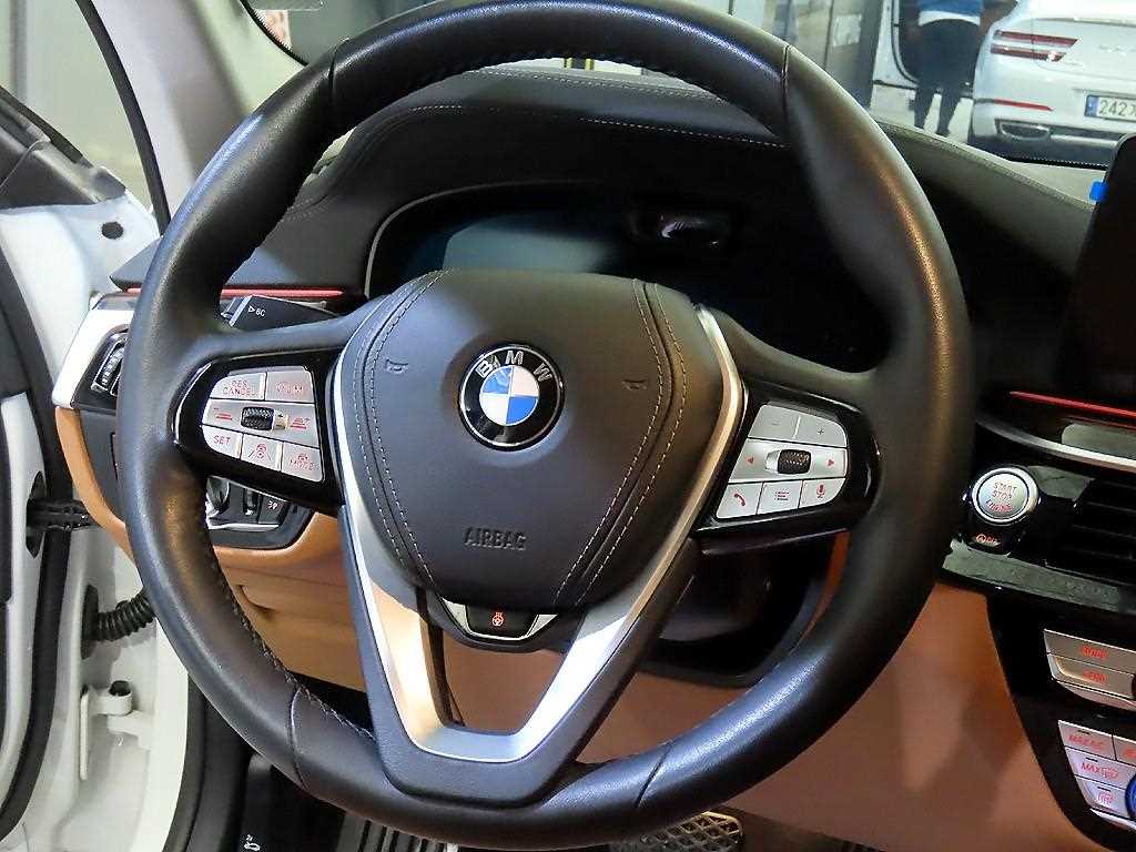 BMW 5 Series - Vista 8