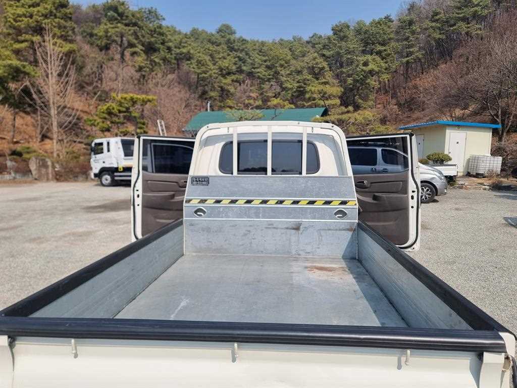 Small Truck Cargo (small) - Vista 4