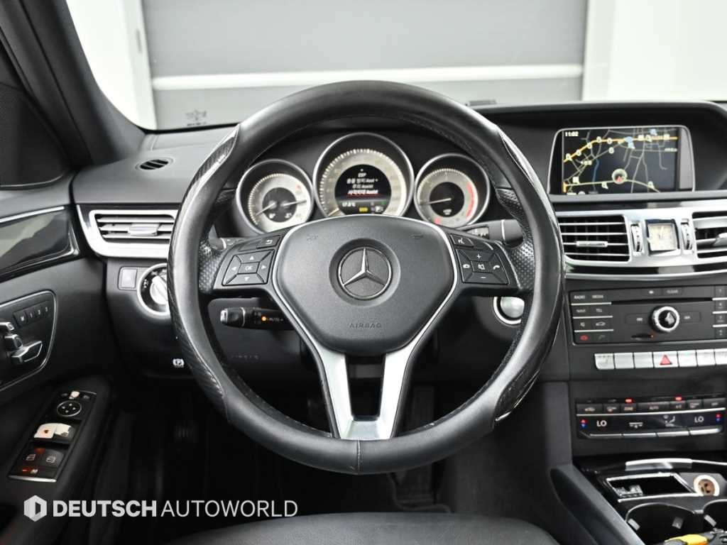 Mercedes Benz E class 2016 Negro - Importación desde Corea - HF Imports Iquique - Foto 13