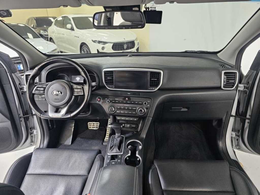 KIA Sportage - Vista 6