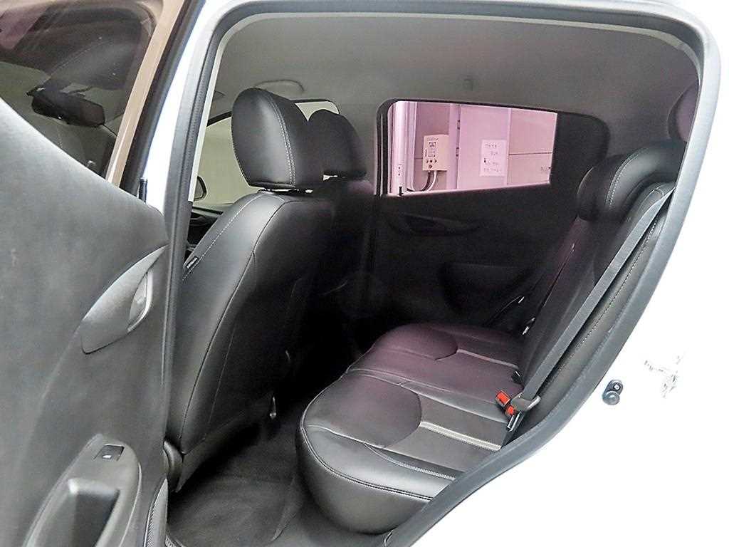 Chevrolet Spark - Vista 6