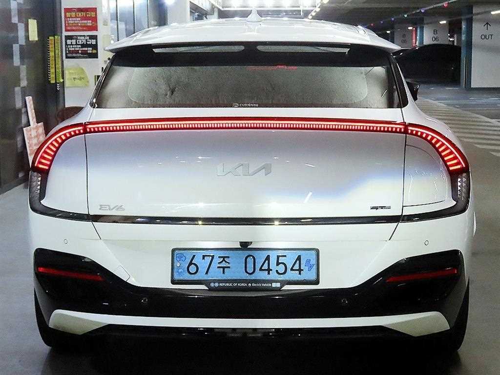KIA EV6 - Vista 5