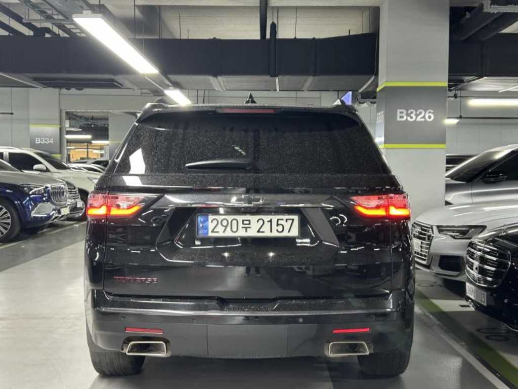 Chevrolet Travers - Vista 4