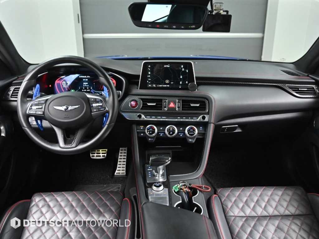 Genesis G70 - Vista 7