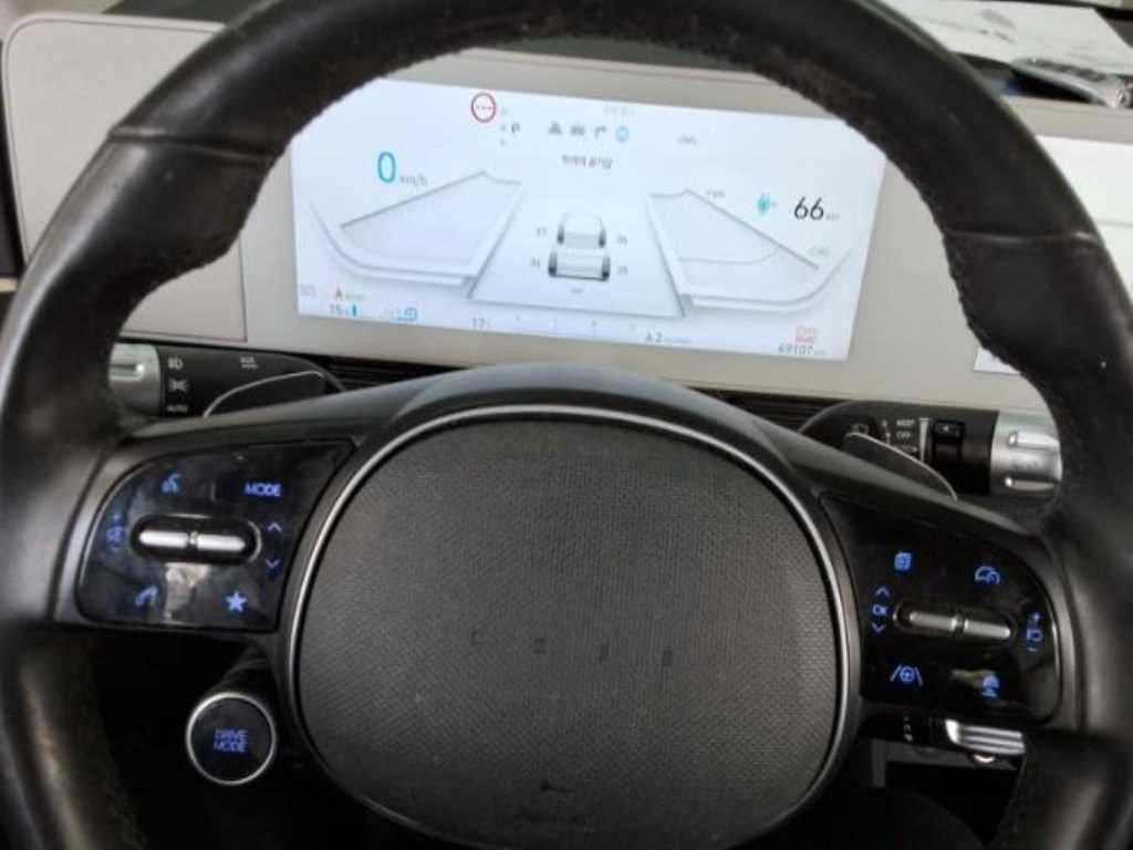 HYUNDAI Ioniq 5 - Vista 6