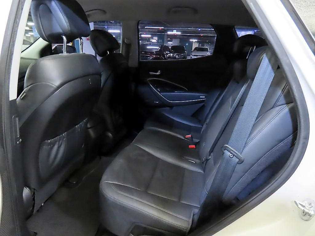 HYUNDAI Santa Fe - Vista 7