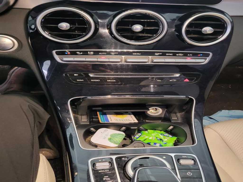 Mercedes Benz C Class - Vista 9