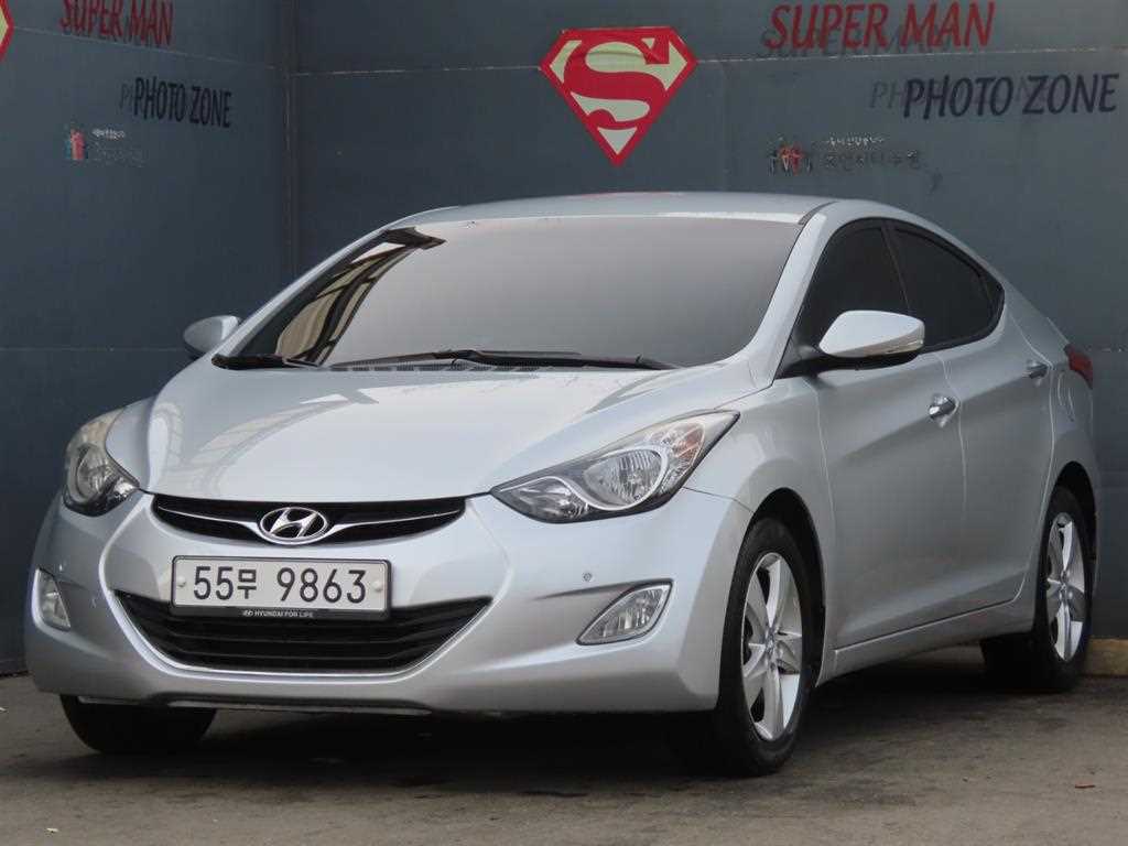 HYUNDAI Avante 2013 Gris - Importación desde Corea - HF Imports Iquique - Foto 1