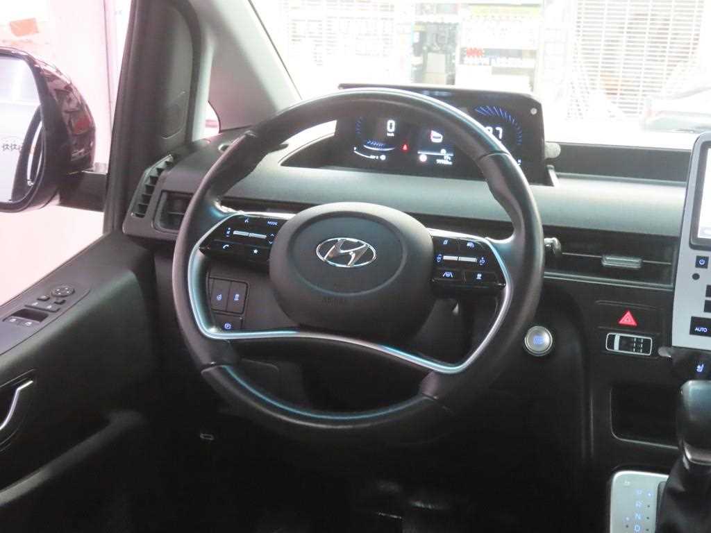 HYUNDAI Staria 2022 Negro - Importación desde Corea - HF Imports Iquique - Foto 18