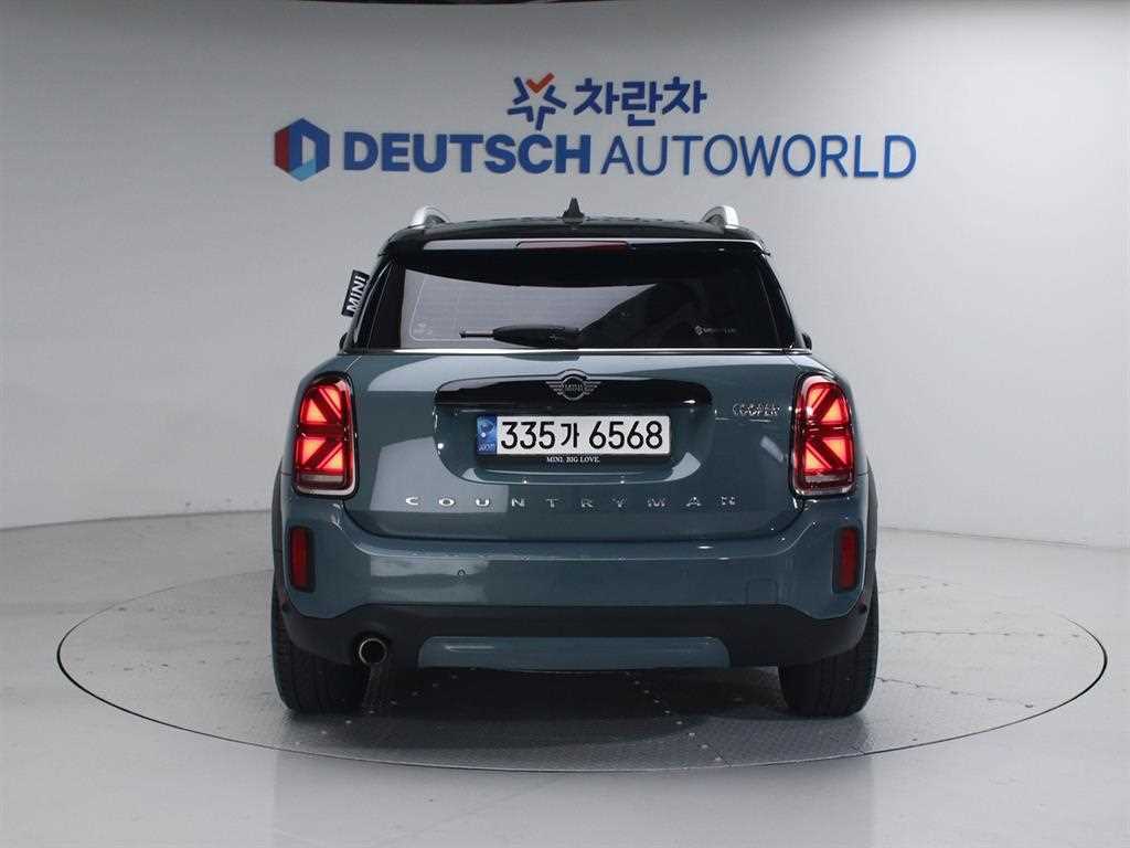 Mini Countryman - Vista 4