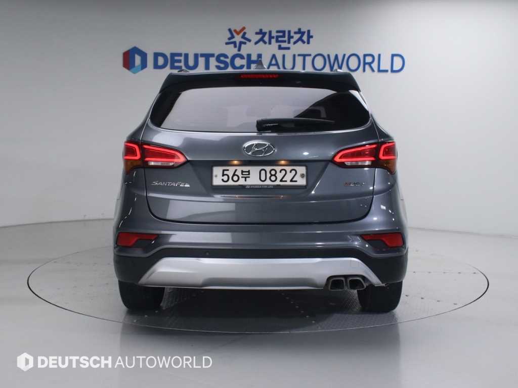 HYUNDAI Santa Fe - Vista 4